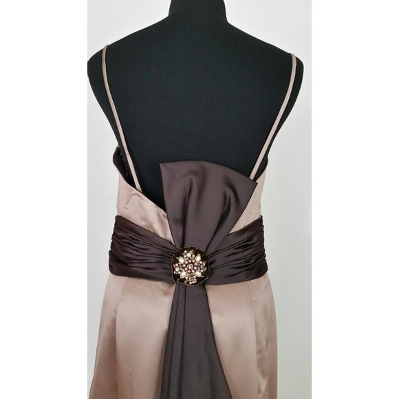 David's Bridal Latte Spaghetti Strap Bridesmaid Dress Lined A-Line Sz 4 - Picture 4 of 5